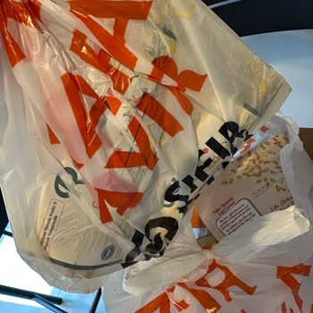 Migros Hemen Kuryesi Paketi Kapıya Fırlattı Canlı Destek Saatlerce Yanıt Vermedi