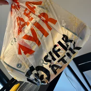 Migros Hemen Kuryesi Paketi Kapıya Fırlattı Canlı Destek Saatlerce Yanıt Vermedi