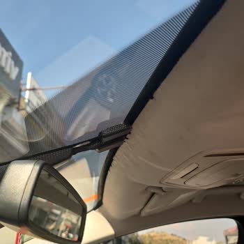 Köysüren Oto Cam Yanlış Cam Takıldı, Aracım Zarar Gördü, İlgisiz Ve Kötü İşçilikle Karşılaştım