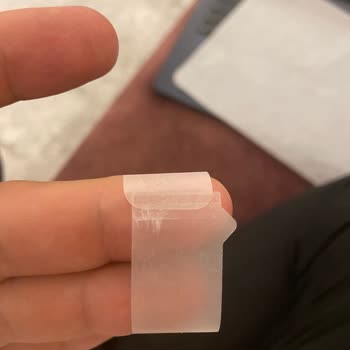 Kullanılmış Ve Çizik Ürün Sıfır Diye Gönderildi, Kutudan Kıl Çıktı