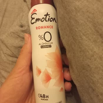 Emotion Deodorant Kapağı Arızalı Ve Gaz Kaçağı Yapıyor