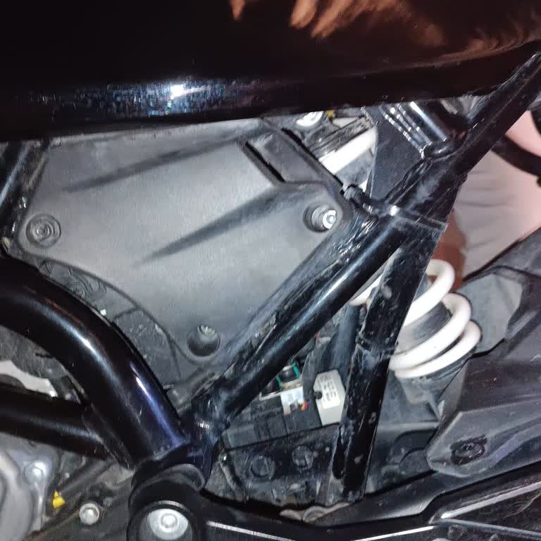 My CFMOTO 250SR Has Severe Vibration, Structural Defects, and Warranty Is Ignored