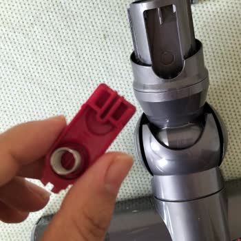 Dyson V12 Süpürgemin Parçaları Kısa Sürede Bozuldu