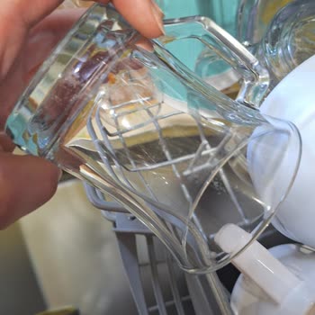 Bosch Bulaşık Makinesi Temiz Yıkamıyor, Servis Ücreti Talep Ediliyor