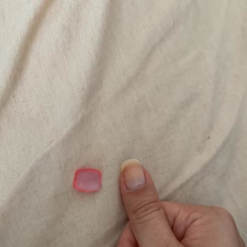 Hoya Nails & Spa Jel Güçlendirme İşleminde Kalitesiz Ürün Ve Yetersiz Müşteri Hizmeti