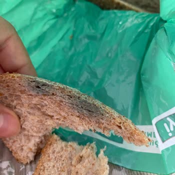 Bayat Ve Küflü Ekmek, Yetersiz Müşteri Desteğiyle Mağduriyet Yaşadım