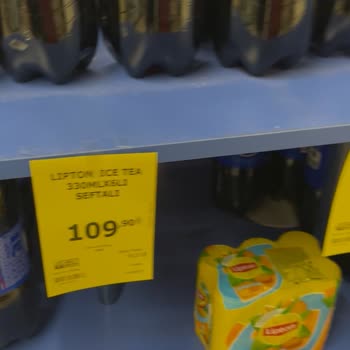 Etiket Fiyatı İle Kasadaki Tutar Farklı Mağaza Müdürü Yardımcı Olmadı