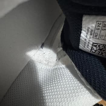 Aldığım Ayakkabı Orijinal Değil, Kusurlu Ve Kalitesiz Çıktı