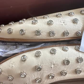 Yeni Alınan Babetin Taşları İlk Giyişte Düştü Mağdur Oldum