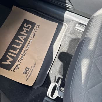 Araç Yıkama Hizmeti Beklerken Aracım Daha Kirli Teslim Edildi