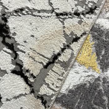 Yıkamadan Sonra Halılar Kirli Ve Müşteri Hizmeti Yetersiz