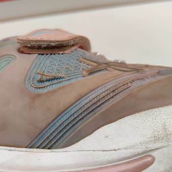 Aldığım Ayakkabı 2 Ayda Bozuldu, İade Veya Değişim Yapılmadı