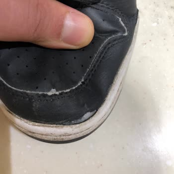 Deichmanndan Alınan Puma Ayakkabı Defalarca İncelendi Sorun Çözülmedi