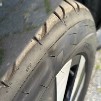 Sıfır Lastikte Üretim Hatası Ve İlgisiz Servis Yaklaşımı