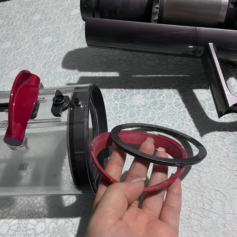 Dyson V15 Süpürgede Tekrarlayan Toz Haznesi Contası Sorunu Ve Garanti Mağduriyeti