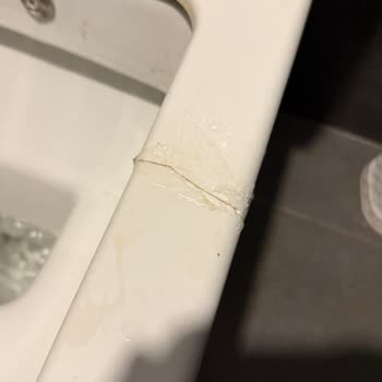 Petrol Ofisi Lavabolarının Temizlik Ve Donanım Sorunu