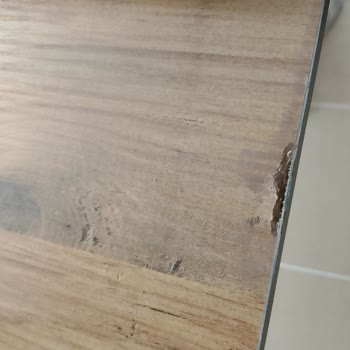 Kusurlu Mutfak Masası Seti Ve Yetersiz Müşteri Hizmeti