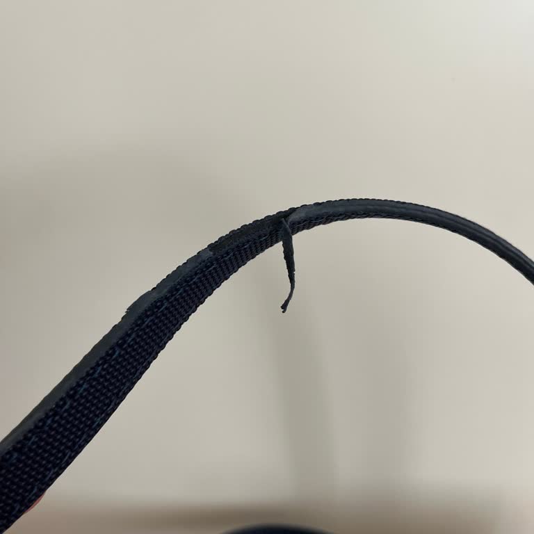 Benetton Çanta Kulpunda Kısa Sürede Soyulma Sorunu