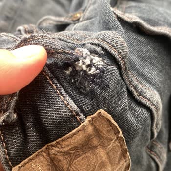 DeFacto Aldığım Kot Pantolonlar Kısa Sürede Kullanılamaz Hale Geldi!