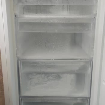 SEG Derin Dondurucuda Kapı Hatası Ve Aşırı Buzlanma Sorunu