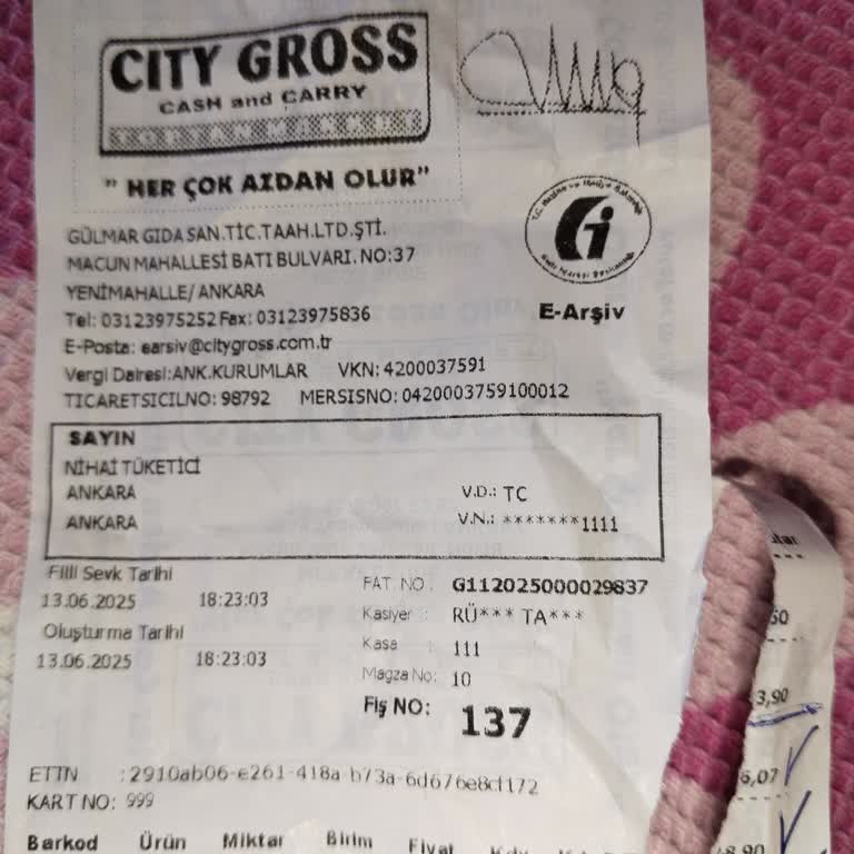 Kasiyer Hatası Nedeniyle Yanlış ÜR** Ücreti Alındı, Güven Sorunu Oluştu