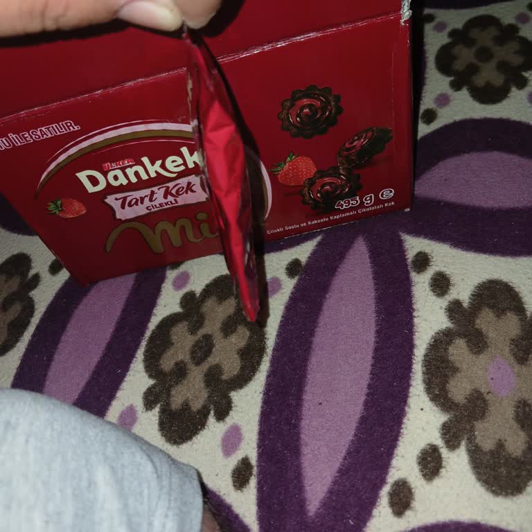 Ülker Dankek Tart Kek Paketinden Boş Ambalaj Çıkması Şaşkınlığı