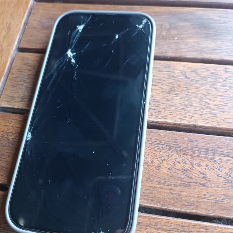 Kırılmaz Cam Değişiminde Stok Ve Ücret Problemi