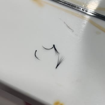 Sade Beauty İpek Kirpik Yaptırdım 24 Saat Bile Geçmeden Kirpiklerimin Neredeyse Tamamı Döküldü!