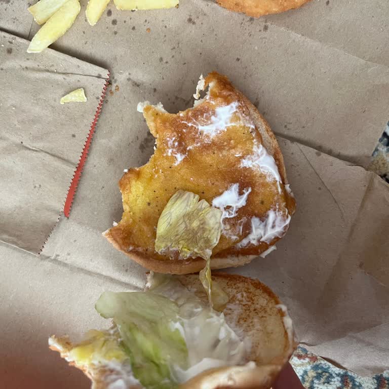 Bozuk Ve Bayat Ürünler, İlgisiz Müşteri Hizmeti