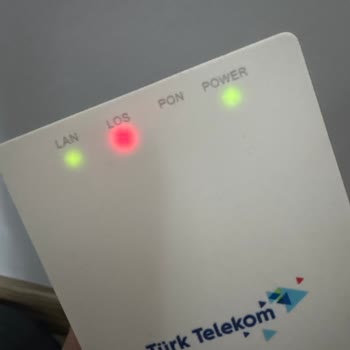 Sürekli İnternet Kesintisi Ve Yetersiz Destek: Kalıcı Çözüm Bekliyorum