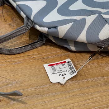 Kasiyerin Etiketsiz Ürün İçin Müşteriyi Haksız Yere Suçlaması