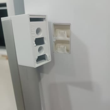 Arçelik Buzdolabı Kapı Kolu Sürekli Kırılıyor, Mağduriyetim Giderilmiyor