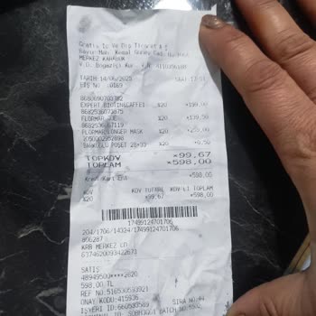 İndirimli Satılan Kurumuş Maskara Nedeniyle Mağduriyet