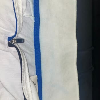 İlk Yıkamada Renk Atan Tişört İçin Çözüm Bekliyorum