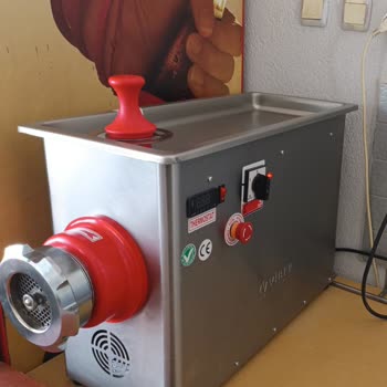 Viber Kıyma Makinesi Hem Arızalı Hem De Garanti Dışı Bırakıldı