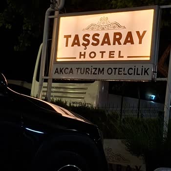 Vera Hotel Taşsaray Otelin İçi Ve Yemekleri Kötü Duvarlar Çatlak