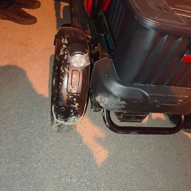 Ayıplı Moped Teslimatı: Çizik Ve Kullanılmış Ürün Mağduriyeti