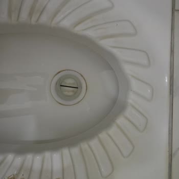 ECA Serel Hela Taşı 2 Yıl Dolmadan Çatladı Mağdur Olduk