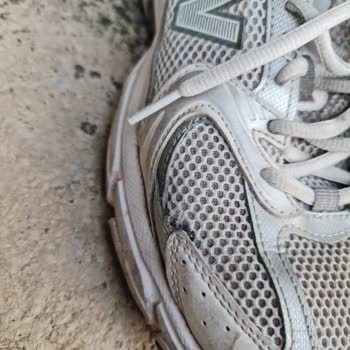 Aynı Yerden Yırtılan Ayakkabıya İnceleme Yapılmadan Kullanıcı Hatası Denildi