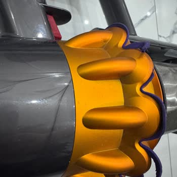 Dyson V15 Süpürgemin Lastikleri Kısa Sürede Koptu, Ücret Talebiyle Mağdur Oldum