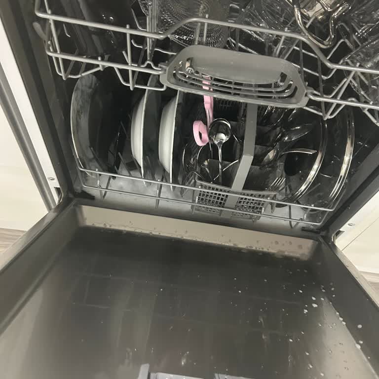 Bulaşık Deterjanında Yoğun Köpük Ve Kimyasal Koku Sorunu