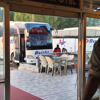 Buzlu Seyahat İle Kötü Yolculuk Deneyimi Ve Hizmet Eksiklikleri