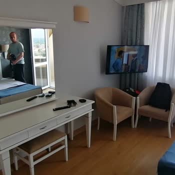 Rezervasyon Sonrası Oda Sorunu Ve Yetersiz Müşteri Desteği