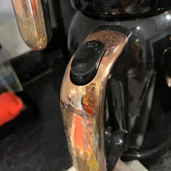 Kahve Makinesinin Boyası 1 Yılda Soyuldu, Garanti Yetersiz Kaldı