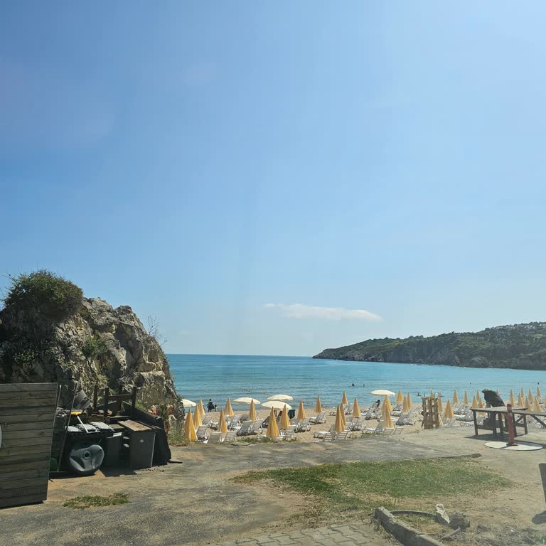 Şile Akçakese'de Plaj Ve Otopark Ücretlerinin Aşırı Yüksekliği