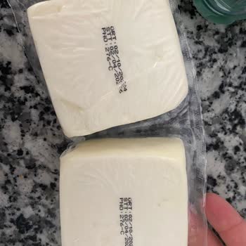 Son Kullanma Tarihi Geçmemiş Peynirin Küflü Çıkması