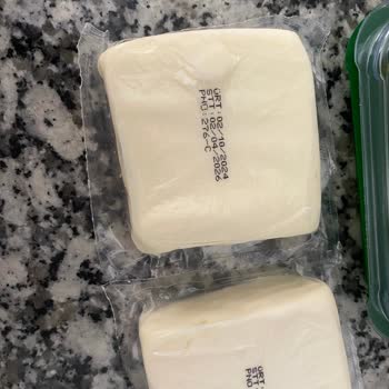 Son Kullanma Tarihi Geçmemiş Peynirin Küflü Çıkması