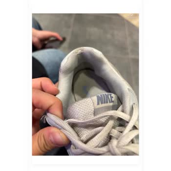 FLOdan Aldığım Nike Ayakkabı 5 Ayda Yırtıldı Değişim İçin Muhatap Bulamıyorum