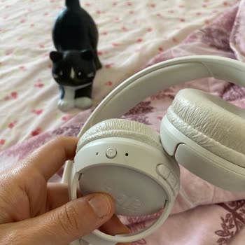 JBL 520 BT Kulaklık Şarj Almıyor, Çözüm Bekliyorum