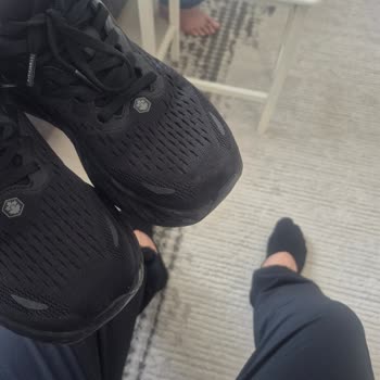 Kısa Sürede Deforme Olan Spor Ayakkabı Hayal Kırıklığı